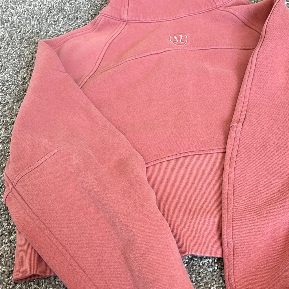 Lululemon Coral half zip scuba